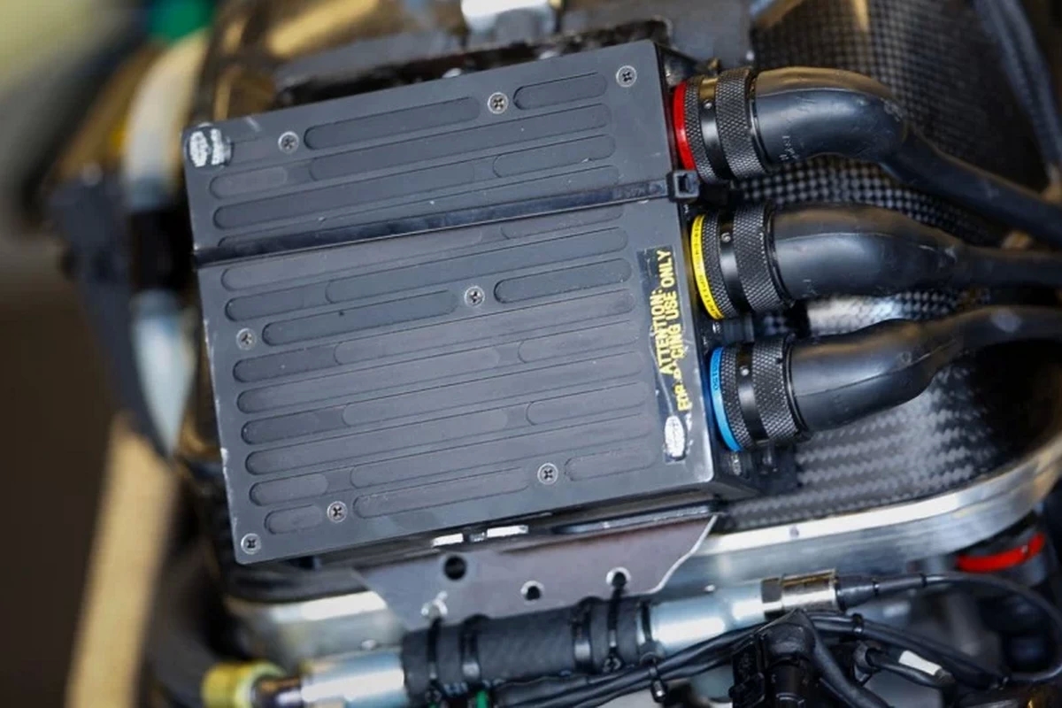 Единый блок управления ECU MotoGP Magneti Marelli