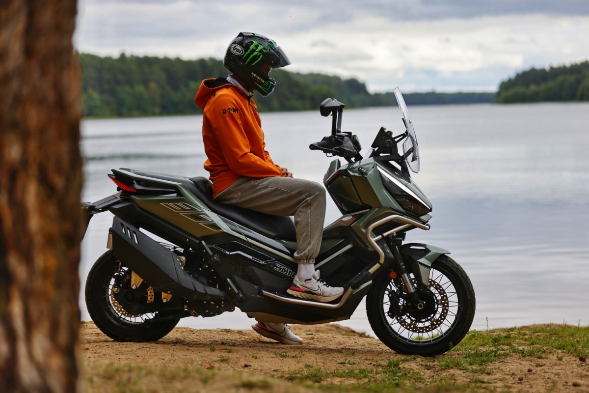 Тест-драйв максискутера Zontes ZT368-G