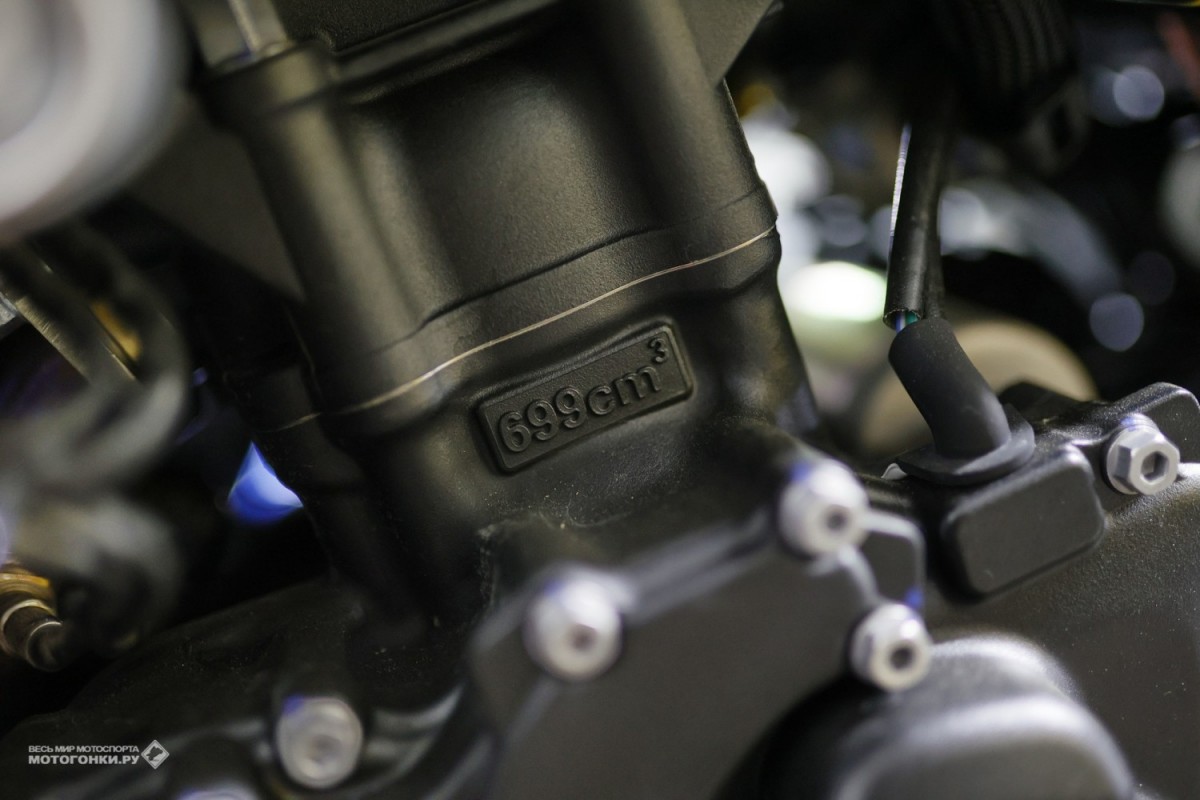 Проект QTM Motorsport и Zontes RUSSIA: спортбайк Zontes 703RR