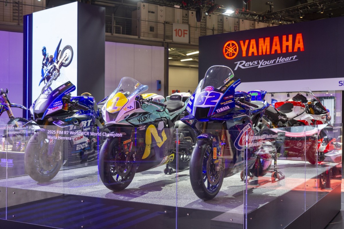 Миланский Мотосалон EICMA 2025 - Yamaha R7 быстро занимает нишу