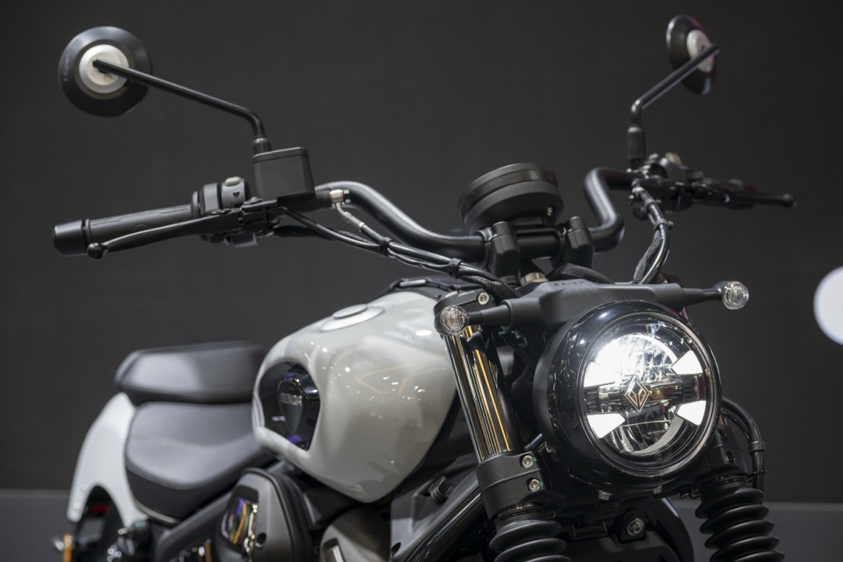 V4 Benda Dark Flag 950 - Миланский Мотосалон EICMA 2025