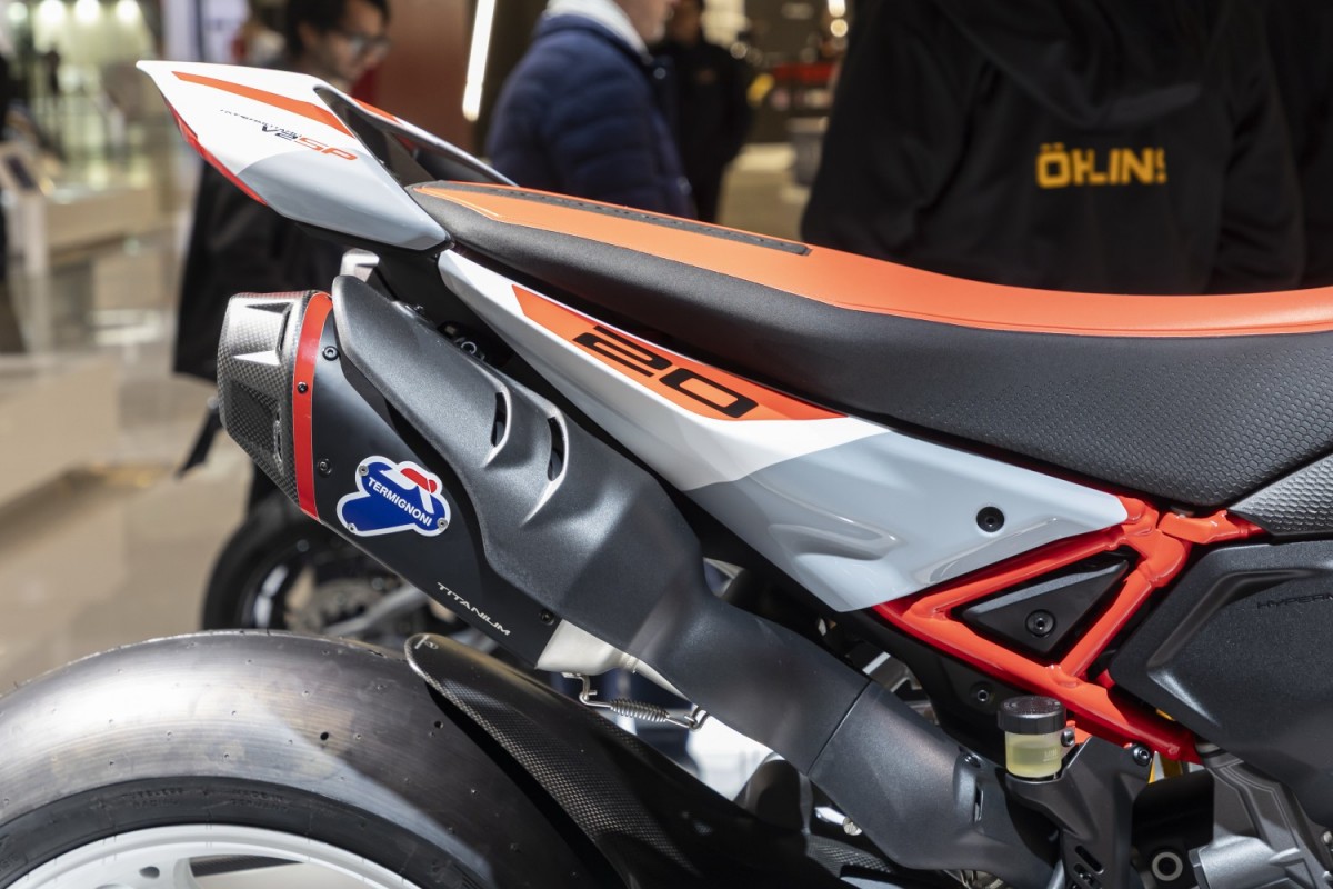 Ducati Hypermotard V2 на Миланском Мотосалоне EICMA 2025