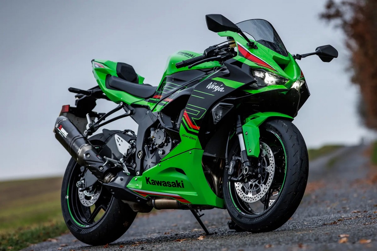 Kawasaki ZX6R 636
