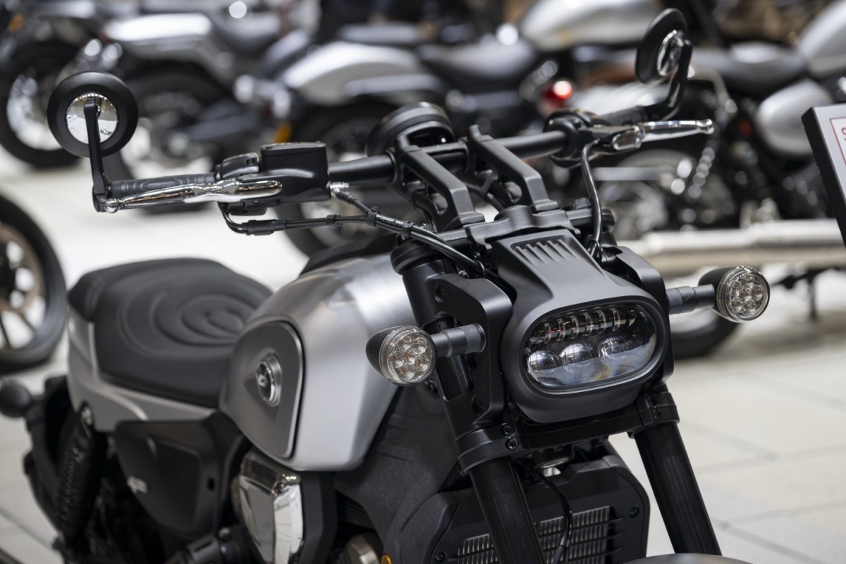 QJMotor SRV 600 V - Миланский Мотосалон EICMA 2025