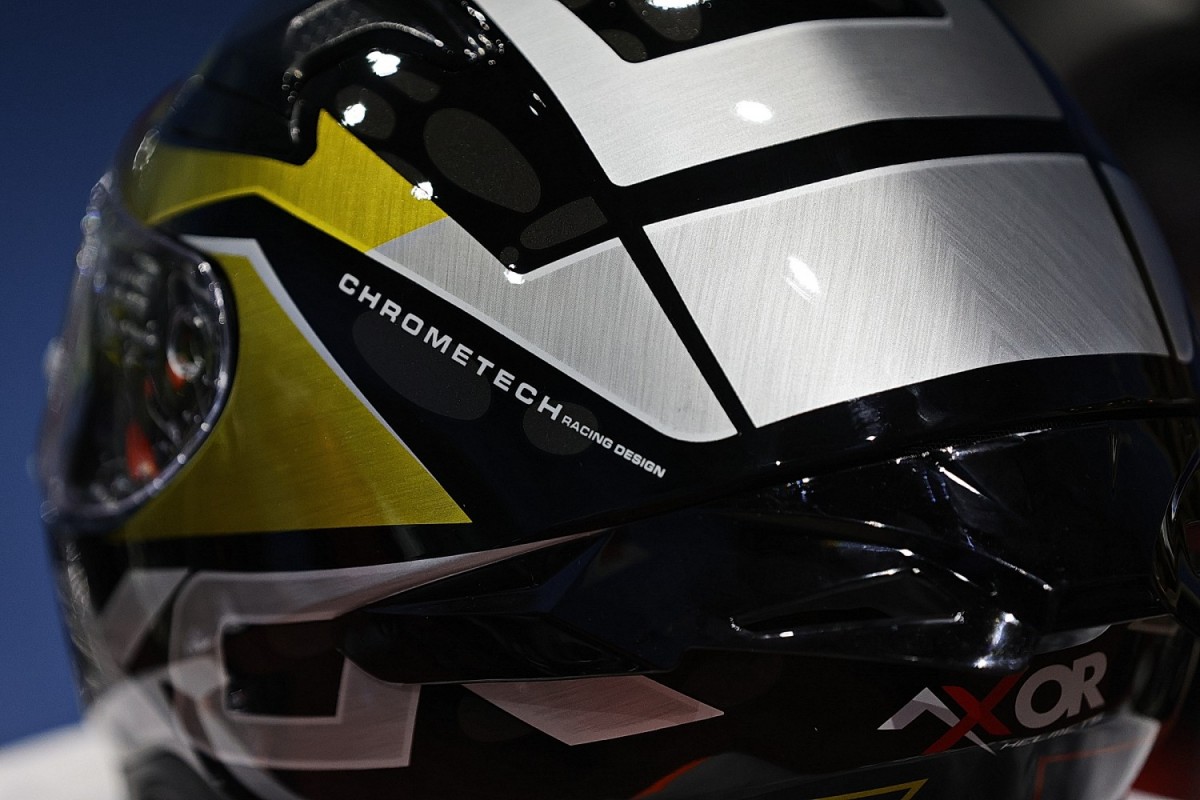 Тест-драйвы и обзоры мотоэкипировки МОТОГОНКИ.РУ: шлем AXOR APEX CHROMETECH