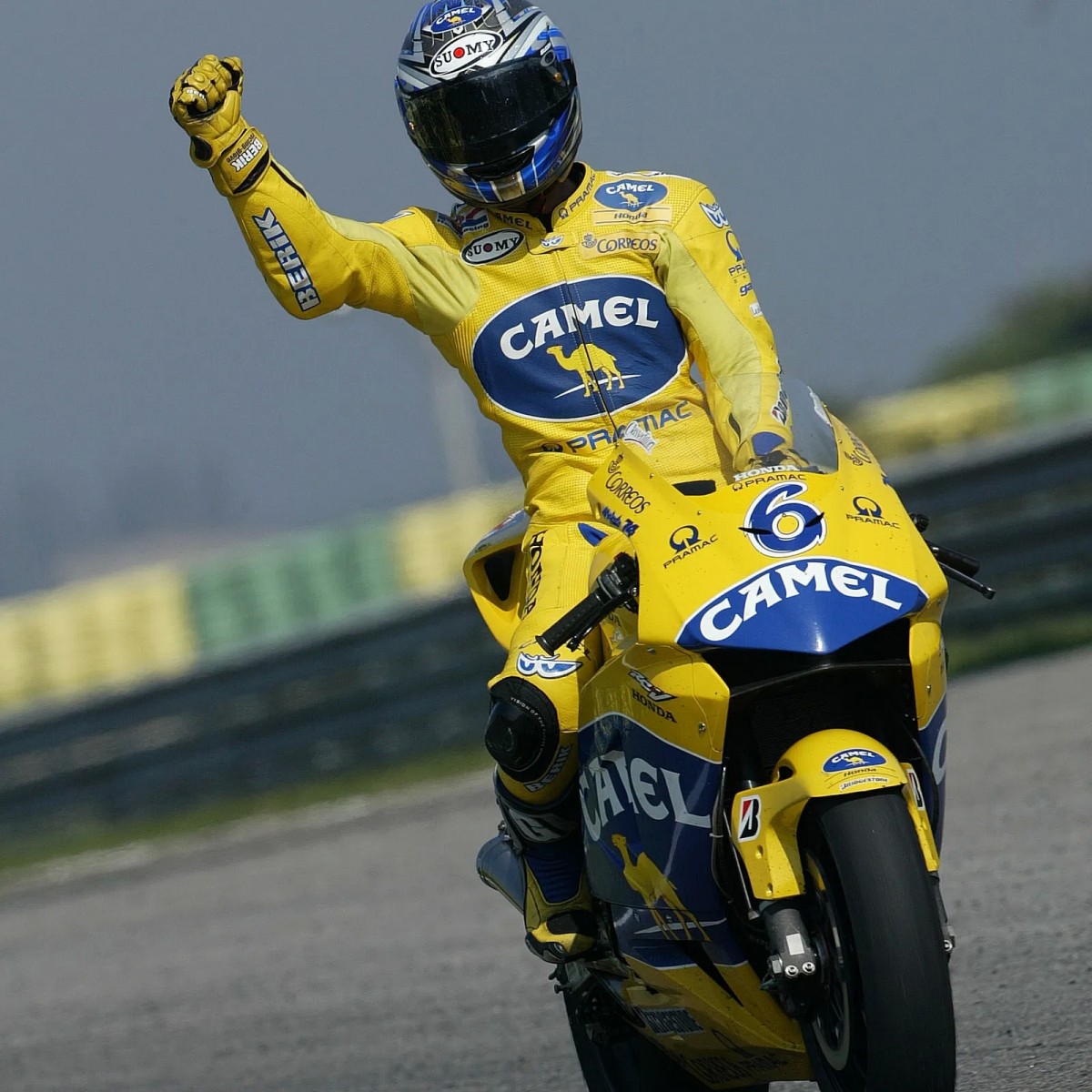 Макото Тамада выиграл Гран-При Бразилии MotoGP 2004 года