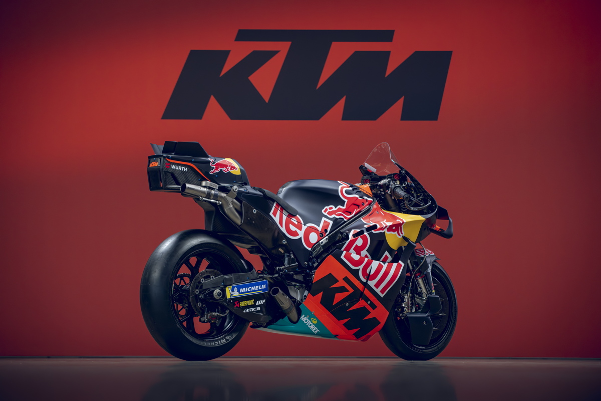 Презентации команд MotoGP 2026: Red Bull KTM Factory Racing и Red Bull KTM Tech3