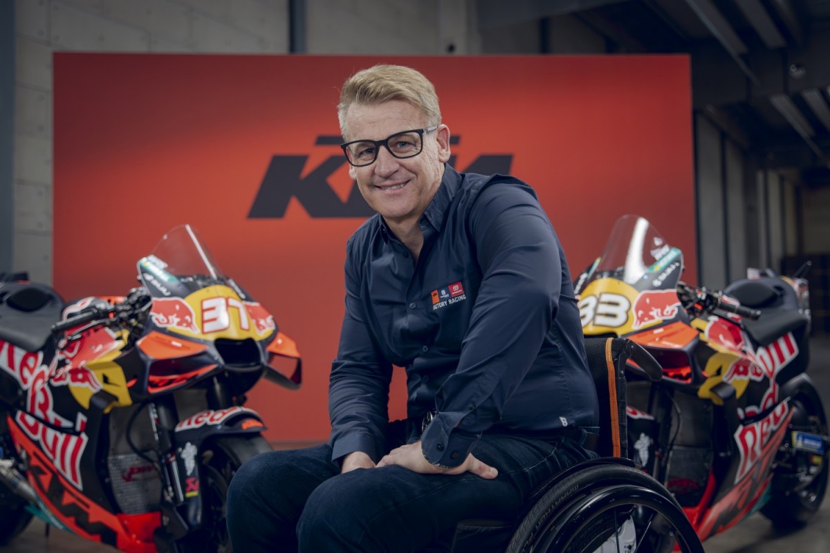 Презентации команд MotoGP 2026: директор KTM Factory Racing Пит Байер