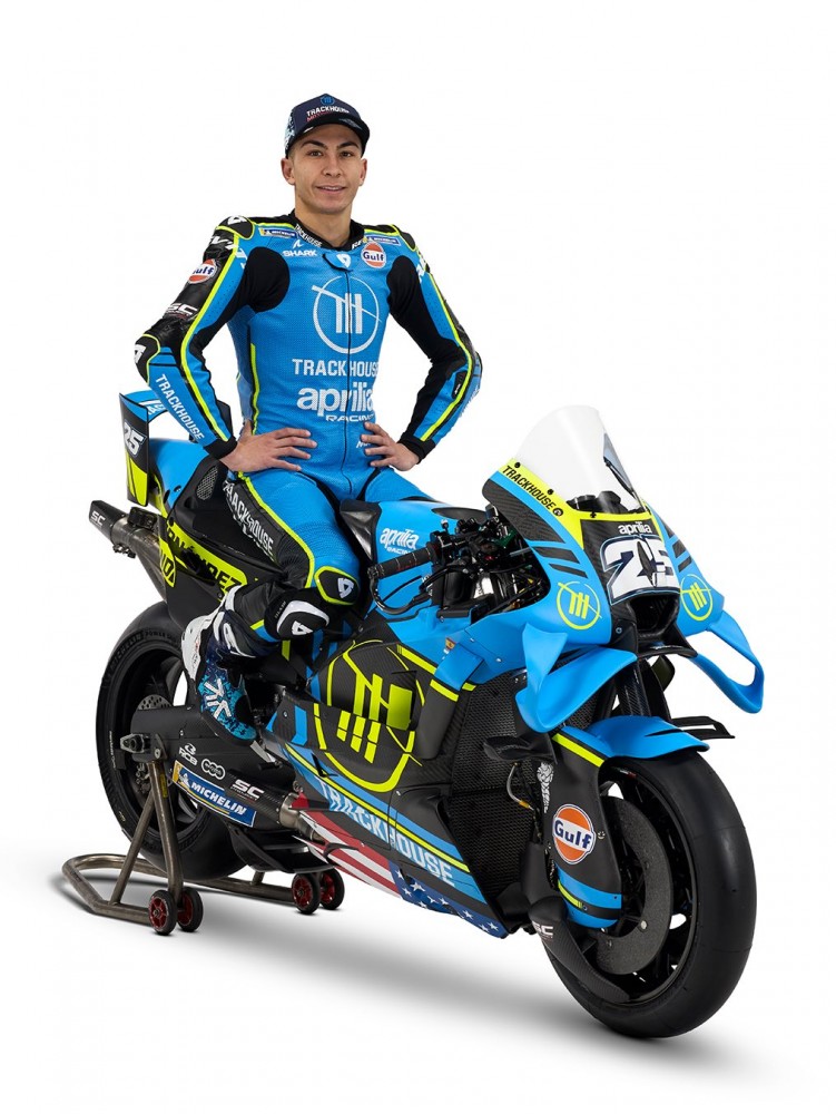 Презентации команд MotoGP 2026: Рауль Фернандес в оригинальных цветах TrackHouse MotoGP Team