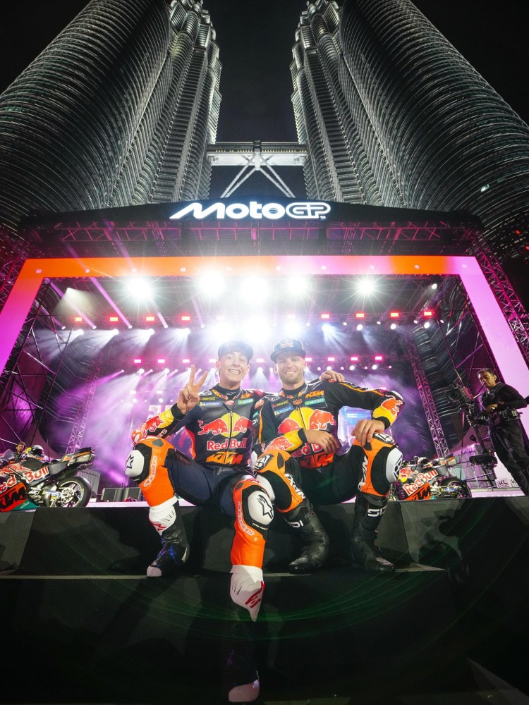 Презентации MotoGP 2026 в Куала-Лумпуре: KTM Factory Racing