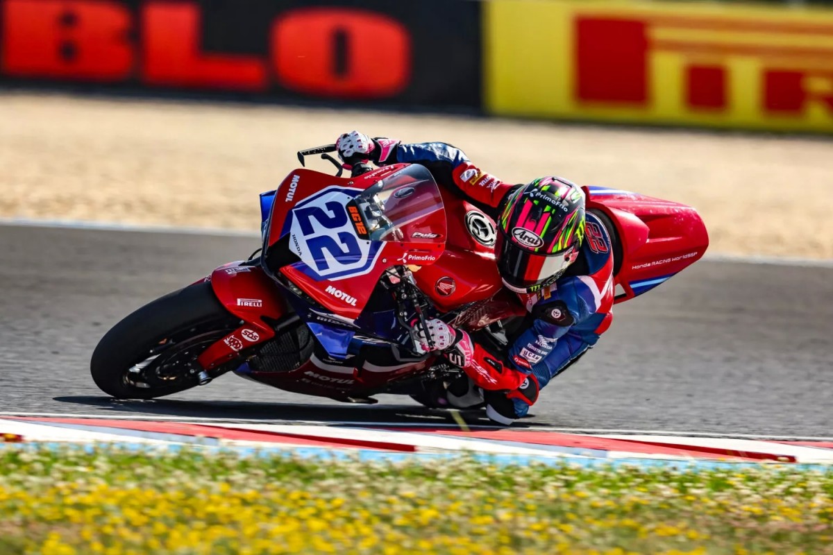 Аня Карраско, Honda CBR600RR