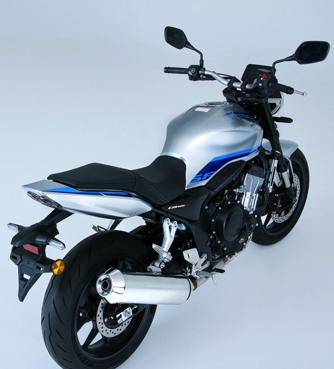 Honda CB400 Super Four (2026)
