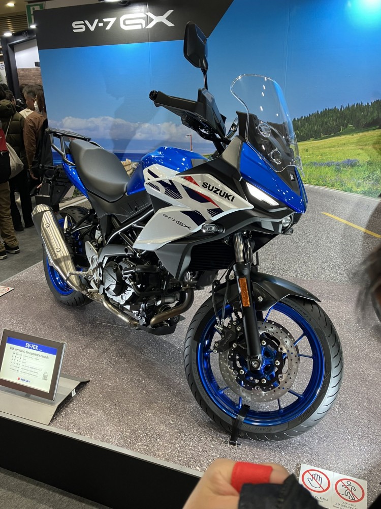 Tokyo Motorcycle Show 2026: новый Suzuki SV-7 GX