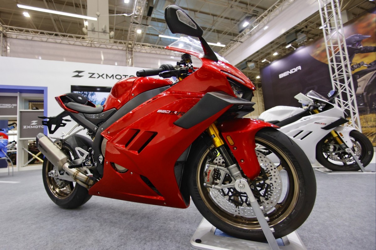 Новинки на Мотовесне: ZXMoto 820RR-R и ZXMoto 820RR (2026)