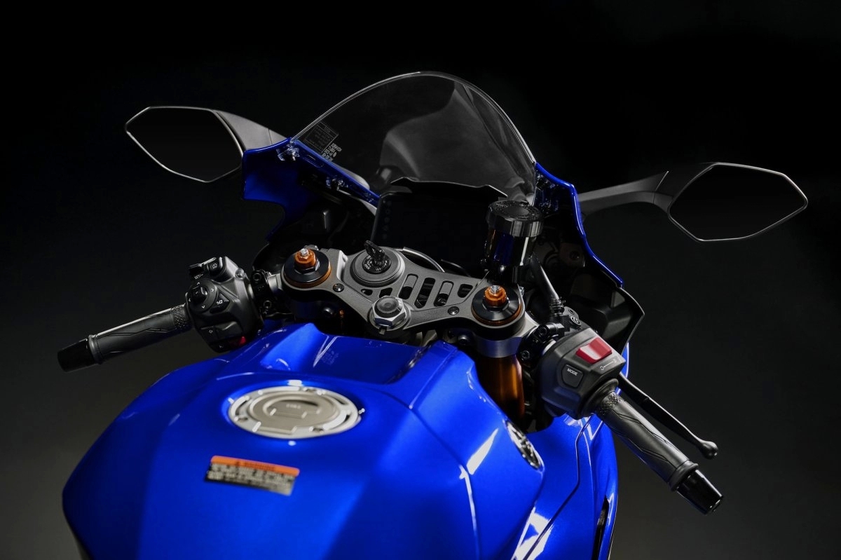 Yamaha R7 (2026)