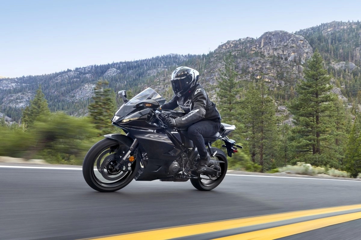 Yamaha R7 (2026)