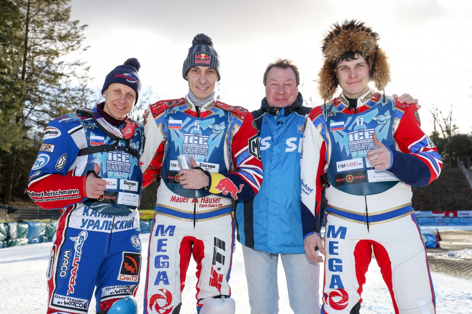 Сборная команда России - чемпион мира 2020 по мотогонкам на льду в Берлине