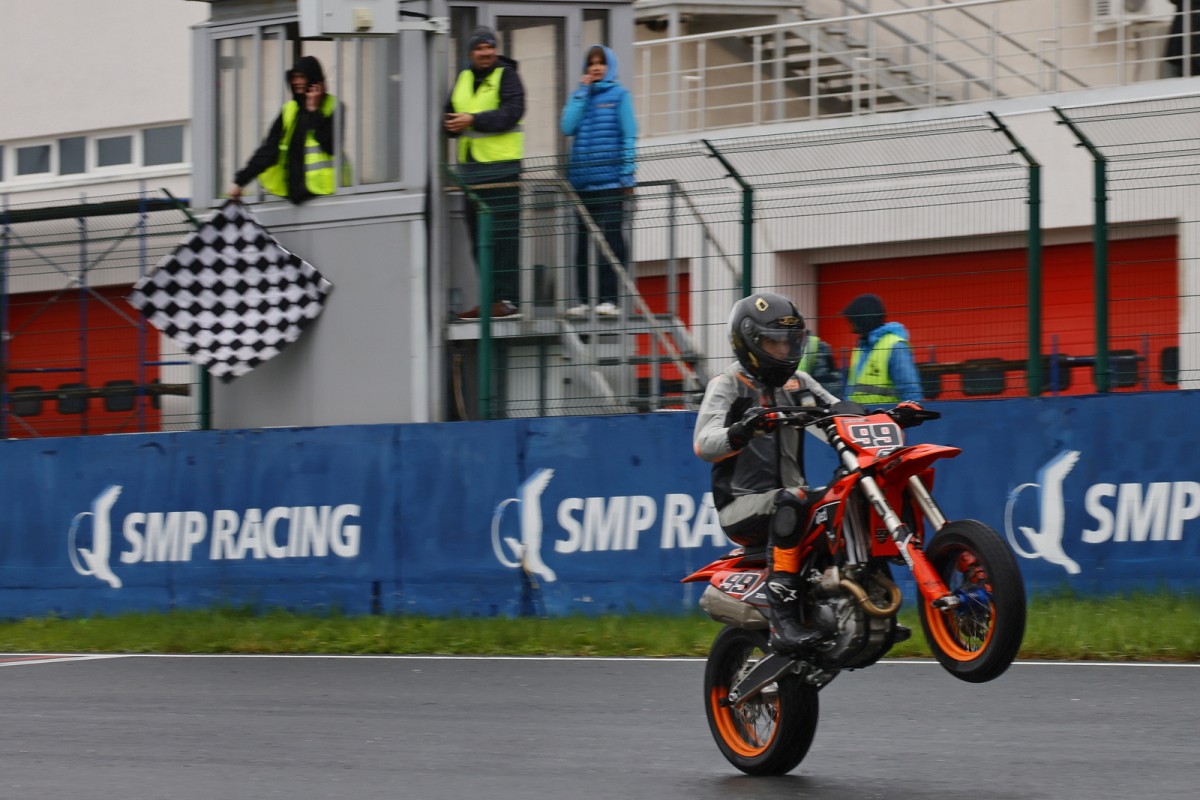 Supermoto и Минимотард: 1 этап чемпионата на NRing