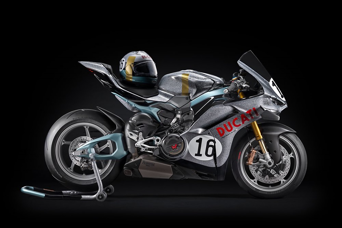 Collezione100 Ducati100 - Коллекция мотоциклов с историей