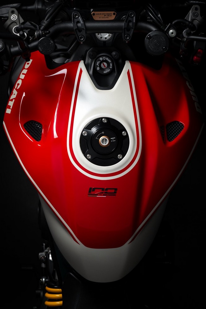 Collezione100 Ducati100 - Ducati Monster 100