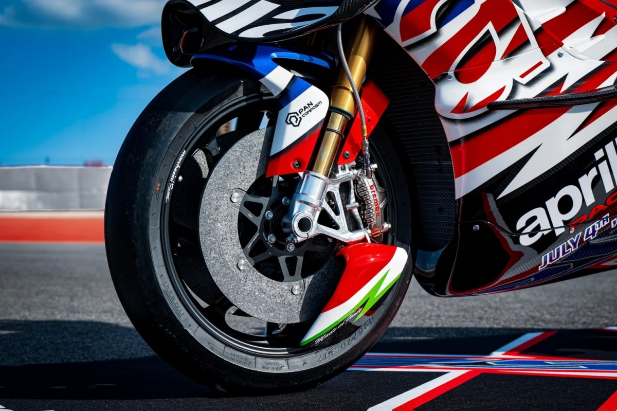 Brembo Hyction на супербайке Aprilia X