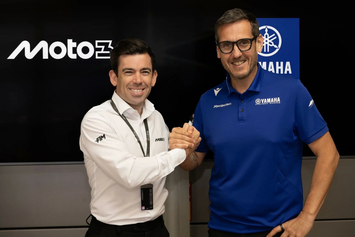 Спортивный директор MotoGP Карлос Эспелета и босс Yamaha Racing Паоло Павезио