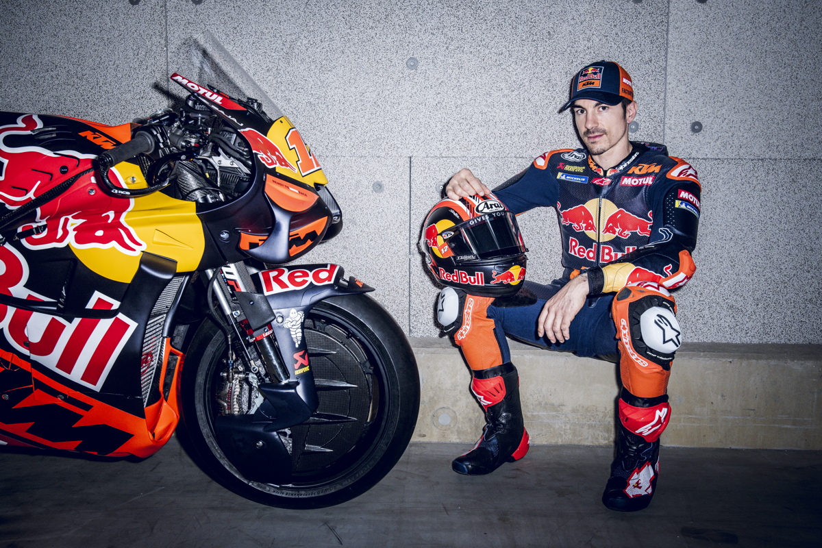 Презентации команд MotoGP 2026: Red Bull KTM Tech3 - Маверик Виньялес