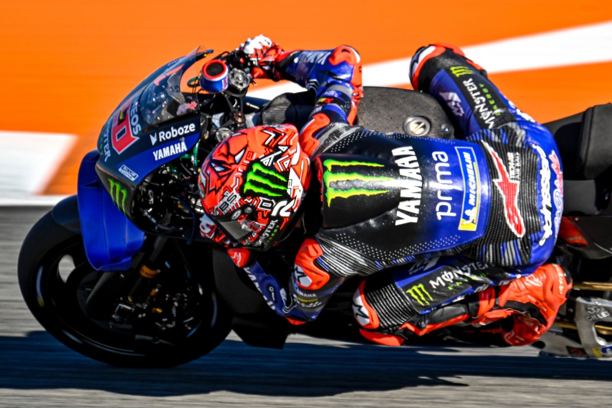 MONSTER ENERGY MONSTER ENERGY