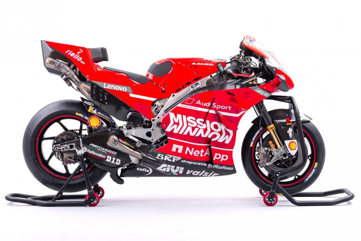 DUCATI DESMOSEDICI GP DUCATI DESMOSEDICI GP