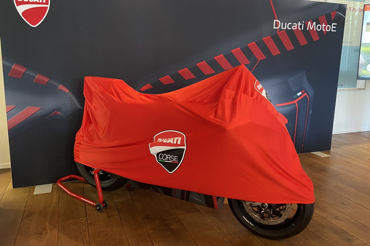 Ducati bike cover hotsell