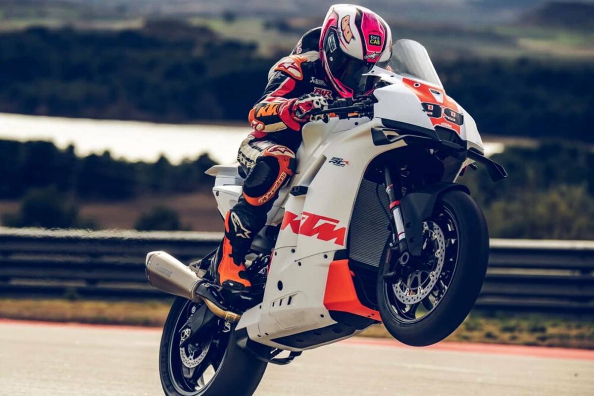KTM