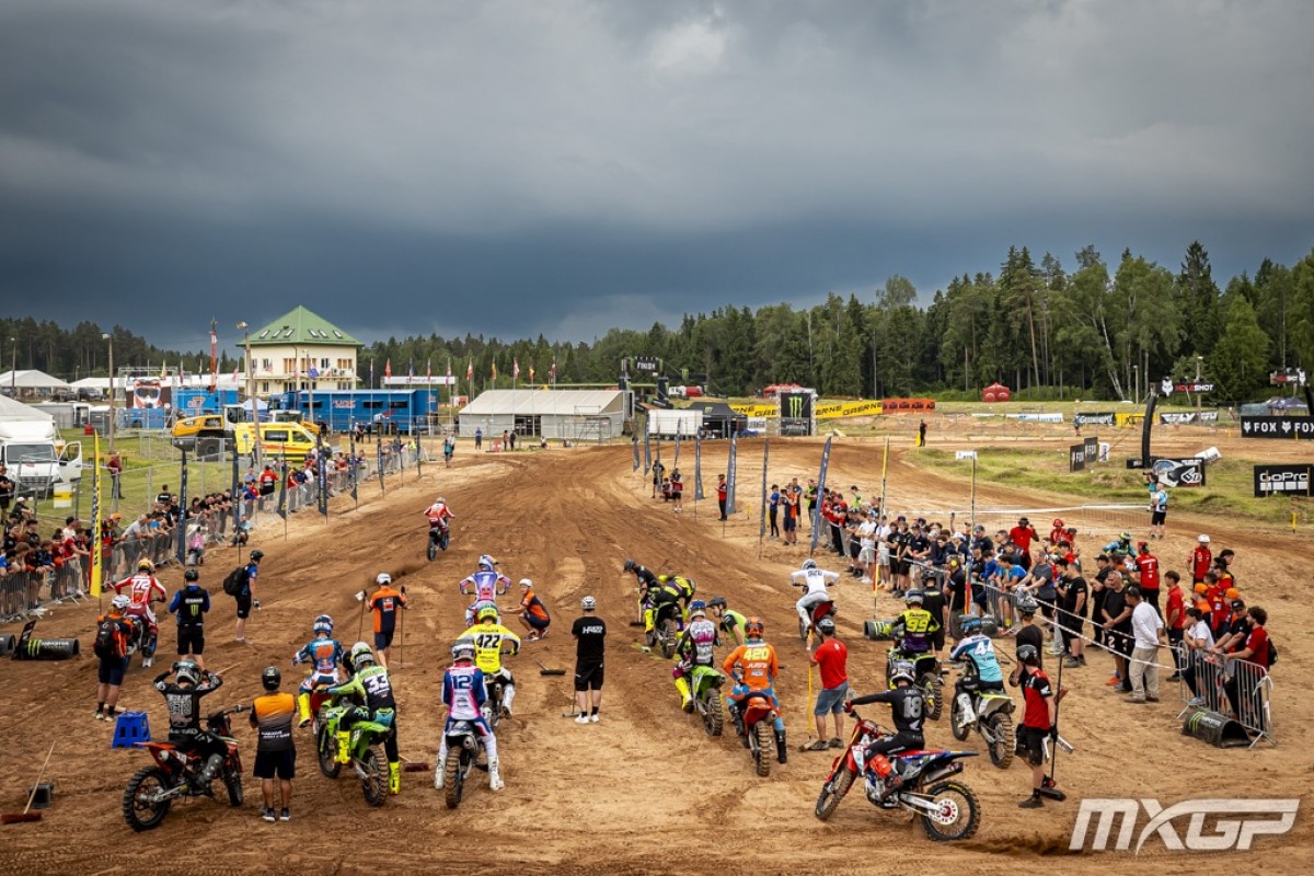 MOTOCROSS