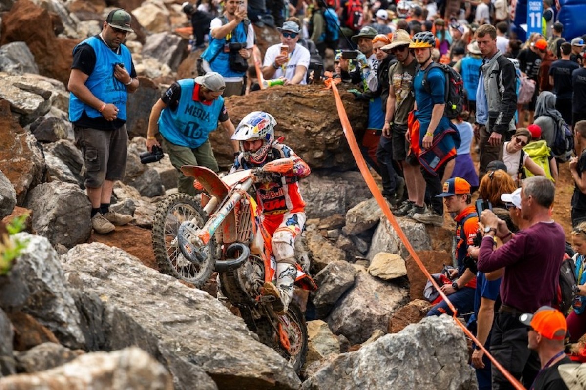 KTM