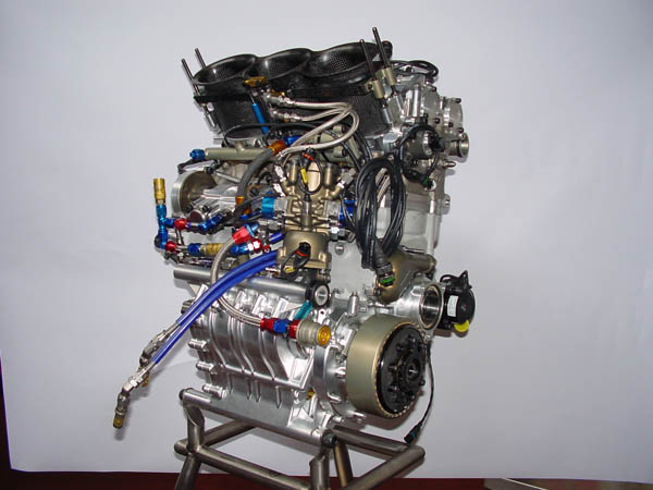 Двигатель FB Corse - 3 цилиндра, 210 л.с.