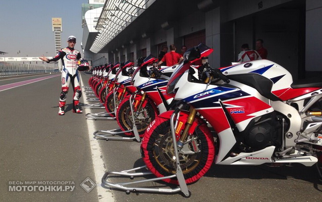 На тестах Honda CBR1000RR SP в Катаре: Джонатан Рэй - пора выдвигаться, парни!