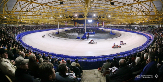Более 10000 зрителей увидели гонку 3-го этапа FIM Ice Speedway Gladiators в Ассене
