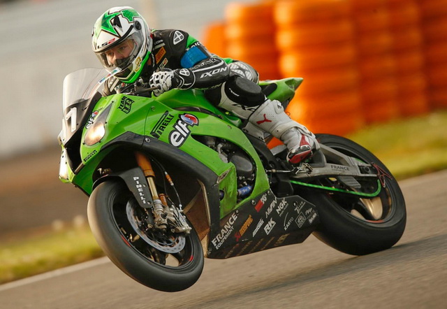 Kawasaki SRC выигрывает Bol d‘Or 2014