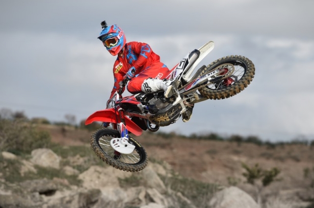 Новые цвета Team HRC в MXGP от Fox Racing