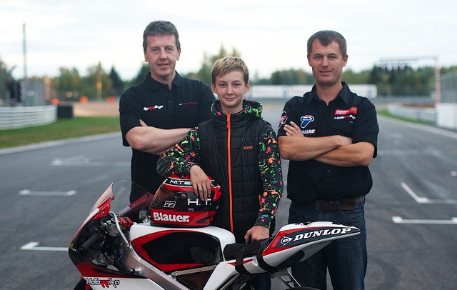 Никита и Павел Калинины на этапе RSBK в Moscow Raceway вместе с Андреем Марцевичем (слева), MotoRRika