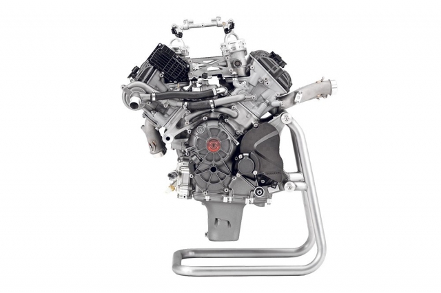 Двигатель Honda RC213V-S, представленный в 2014 году на Миланском Мотосалоне EICMA