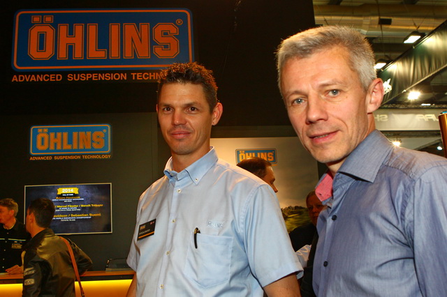 Ведущий специалист Московской Лаборатории Ohlins Андрей Иванов (справа) и ведущий инженер Ohlins Racing Байрон Драпер на EICMA