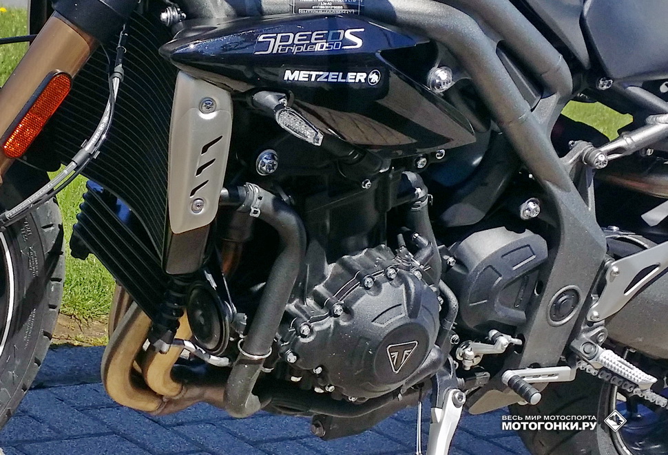 Не спроста Yamaha переходит на 3-цилиндровые моторы: узкие и невероятно моментные - это главный плюс Triumph