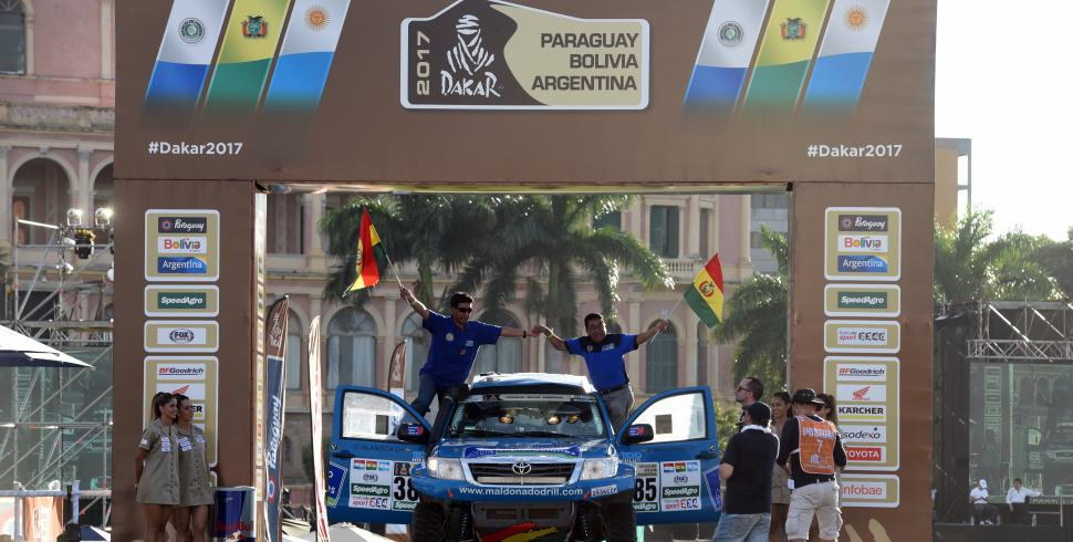 Фортунато Мальдонадо и Виктор Аланока - один из трех 100% боливийских экипажей на старте Дакара