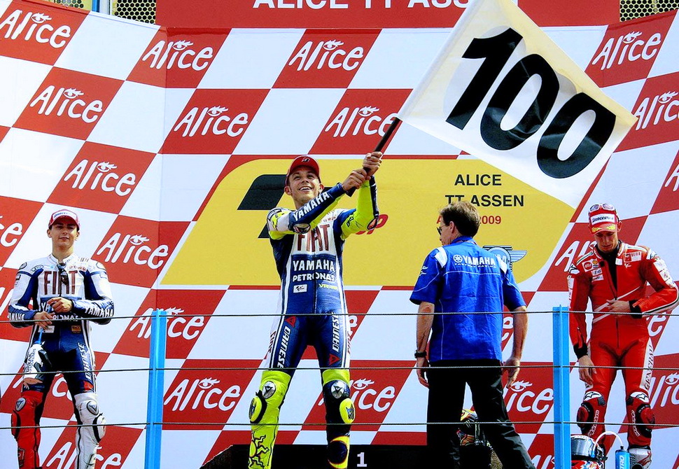 Для Валентино Росси TT Circuit знаковое место: здесь он выиграл свой 100-й Большой Приз в карьере