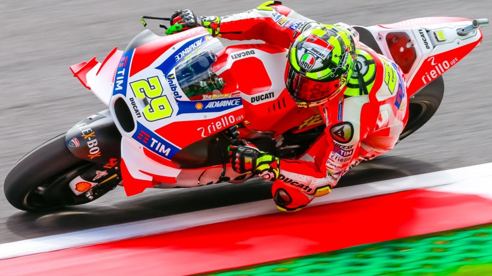 Андреа Янноне стал первым победителем Гран-При Австрии в истории MotoGP (Ducati Factory, 2016)