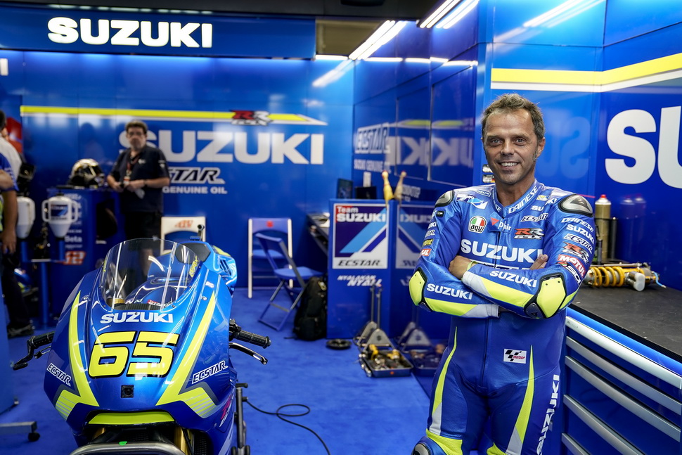 Лорис Капиросси вернулся в седло прототипа Suzuki MotoGP на тестах в Брно