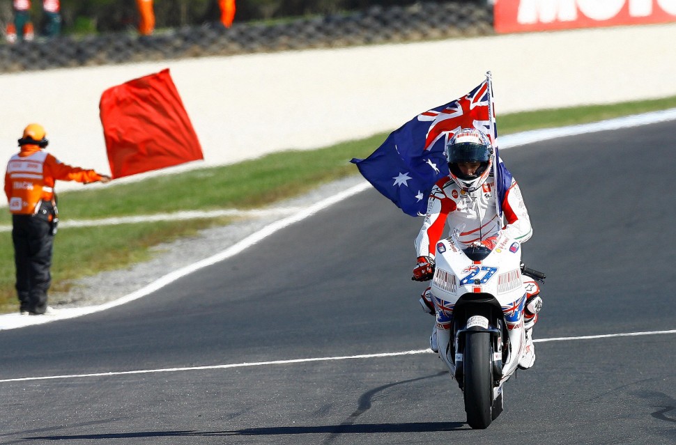 Кейси Стоунер выиграл свой первый титул с Ducati именно на Phillip Island Circuit в 2007 году
