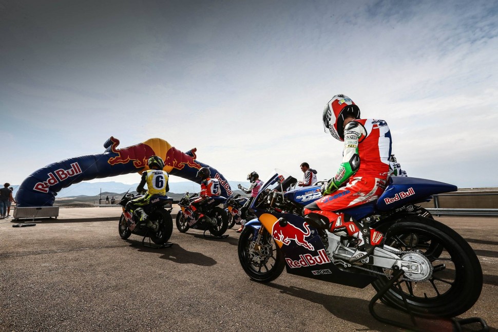 Отборочный этап MotoGP Rookies Cup в Альмерии