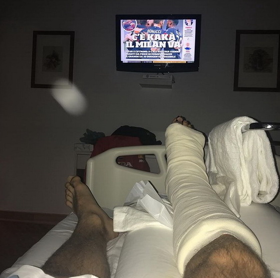 В конце ноября Бриан Богерс травмировал правую ногу, предстоит повторная операция