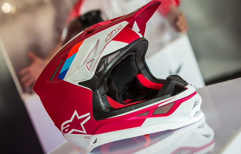 Новый шлем для мотокросса и эндуро Alpinestars S-M10